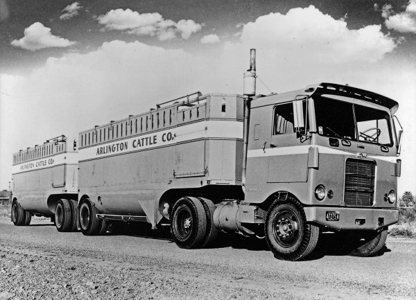 KENWORTH K100 (1963г.)
