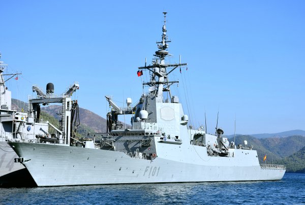 IMG viter59 Álvaro de Bazán F101