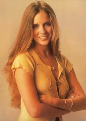 Carlene Carter - Cool Reaction