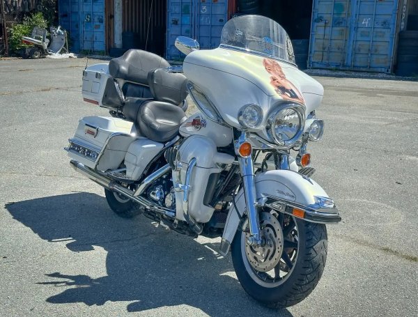 HARLEY-DAVIDSON ELECTRA GLIDE FLHTCU1580 (2006г.)