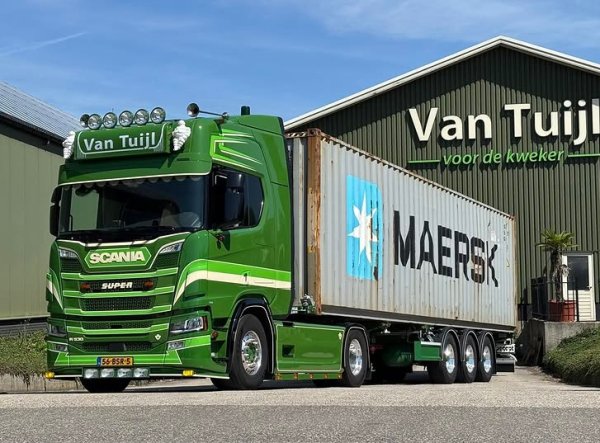 SCANIA