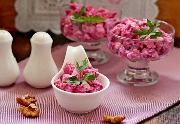 Салат &amp;quot;Виoлeтта&amp;quot; со свеклой и сыром