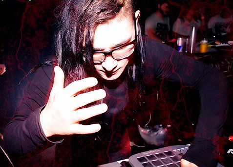 SKRILLEX - MGK (2021)