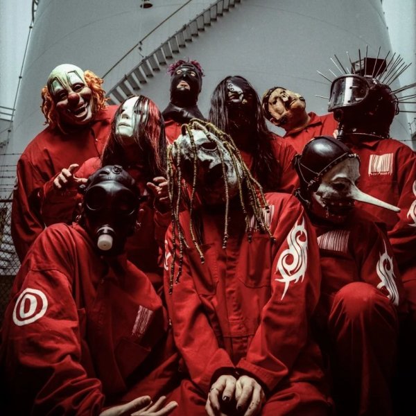 SLIPKNOT - LONELY TONIGHT
