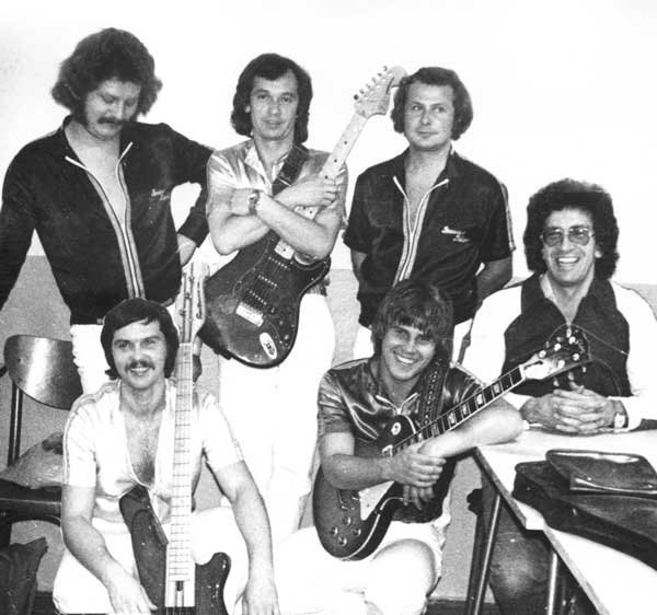 Весёлые Ребята - Автомобили (DJ Invited feat. Syntheticsax Extended Remix) remixes]