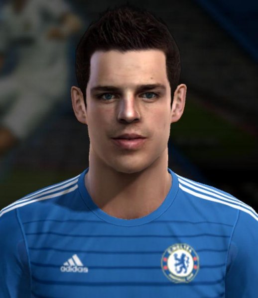 Azpilikueta face pes 2013