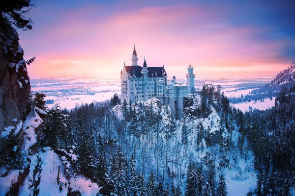 Замок Нойшванштайн зимний пейзаж Германия