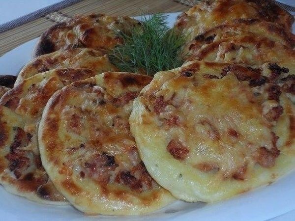 Картофельные ватрушки с курицей