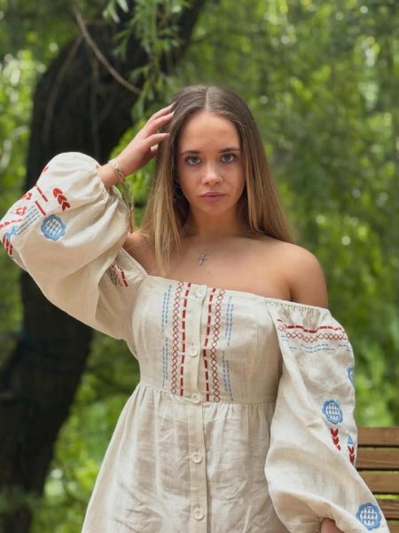 Кира Макгоненко Бокс