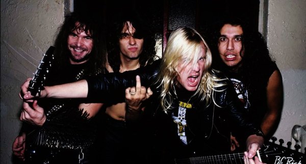 Slayer - Chemical Warfare (Live from Bochum 1985)