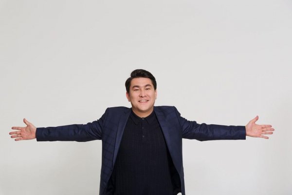 Азамат Мусагалиев - Близкий друг