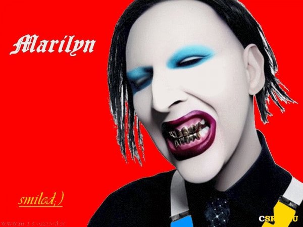 Marilyn MANson spooky smile