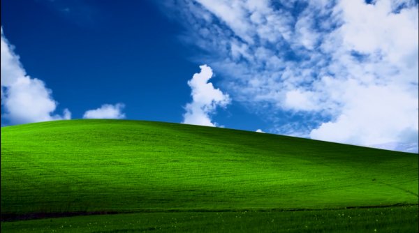Windows XP Bliss Animaned Wallpaper