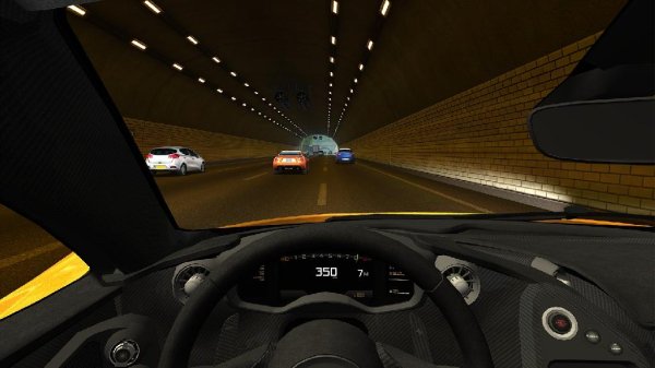 Overtake Traffic Racing v1.0