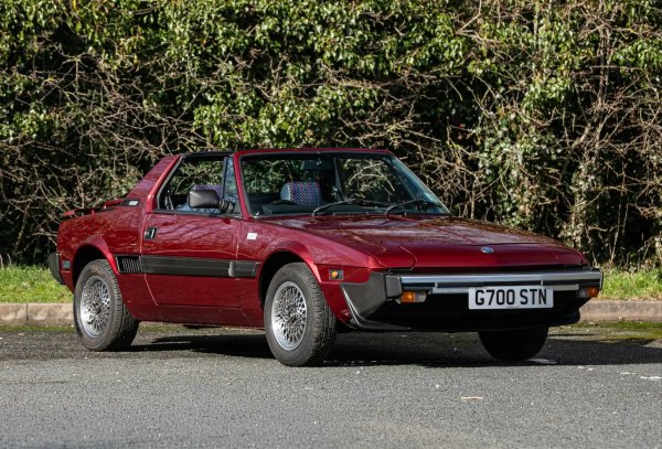 BERTONE X1.9 GRAND FINALE (1989г.)