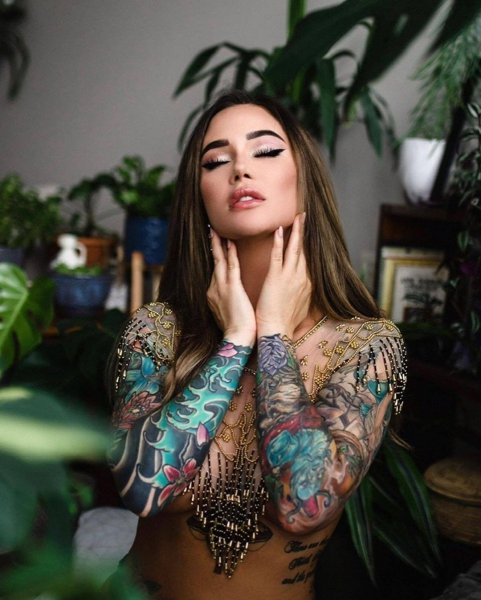 inked.venus CJld3uEKlyW