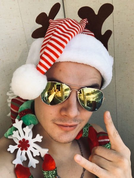 VESNA305 - Танцует Серёжка (D. Troy remix)