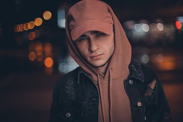 Эльдар Джарахов - СТРАННЫЙ