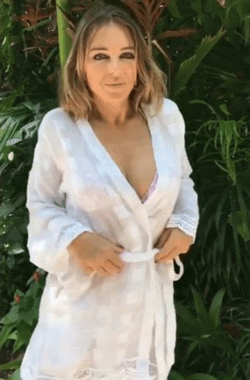 Elizabeth Hurley