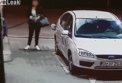 Хорошо что она не курящая