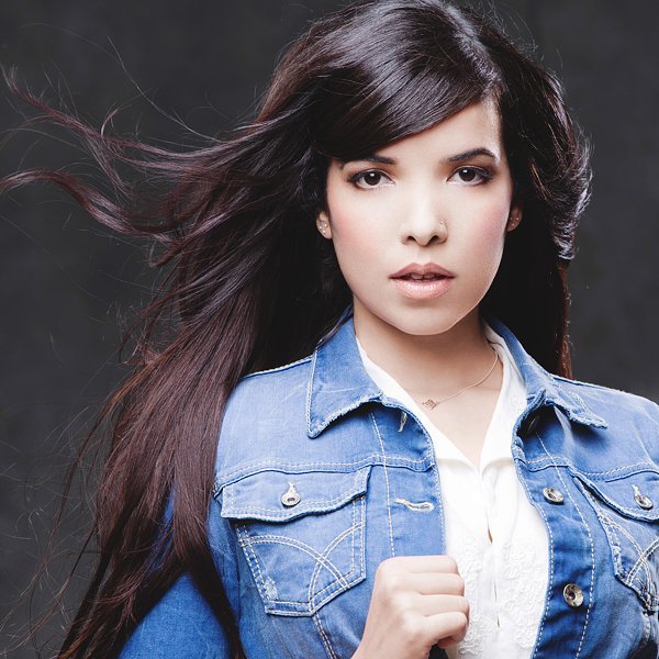 Indila - Indila - Ainsi Bas La Vida