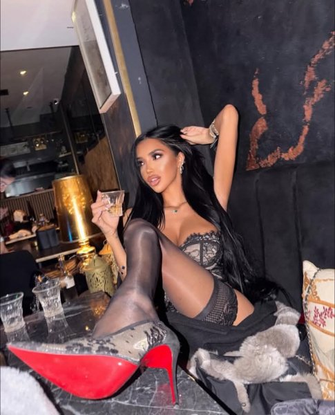 Chloe Khan