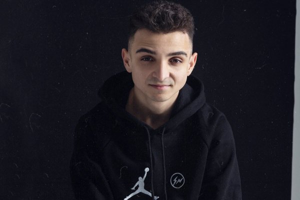 Raikaho - А Я Влюблен В Нее Со Школы (Версия 2.0) (LamBit Music Edit) (ft. Atlanta)