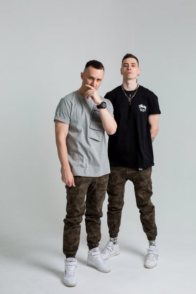 Tanir &amp; Tyomcha - Ой мама что то это ночь не даёт нам спать