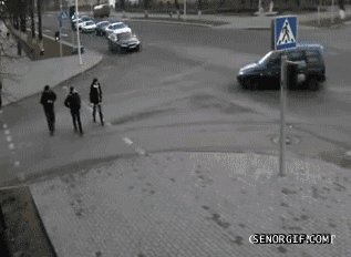 Чудо спасло девушку