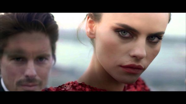 Mahmut Orhan &amp; Sena Sener - Fly above (Robert Cristian Remix)