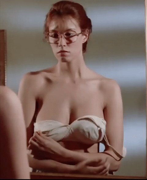 Monique-Gabrielle-Актеры-и-Актрисы-Знаменитости-сиськи