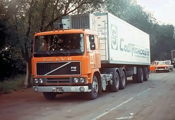 VOLVO F12 (1977г.)