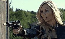 Laura-vandervoort