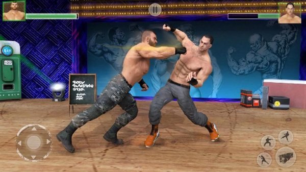 Bodybuilder Fighting Club