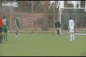 Автогол вратаря
