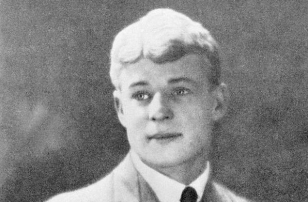 Сергей Есенин[чит.С. Безруков] Я иду долиной