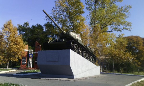 Гогохия В. - 41/45 во славу великой победы.mp3