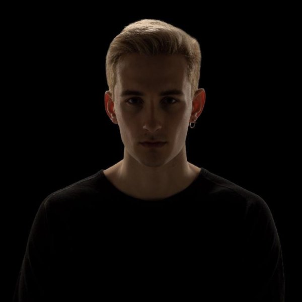 Alexander Teslenko - Я розбиваюся