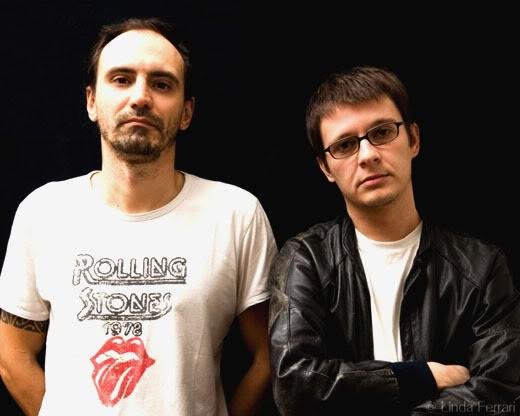 The Heels Of Love - Chain Gang (Foto Naive Remix)