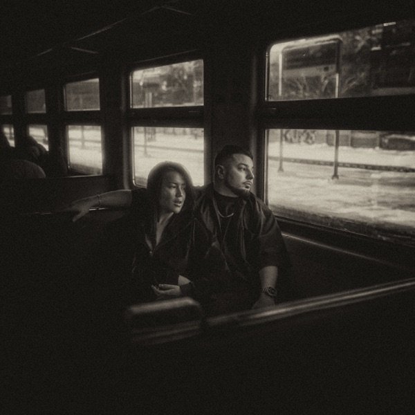 ДжиАш feat. ARI - Тает На Глазах