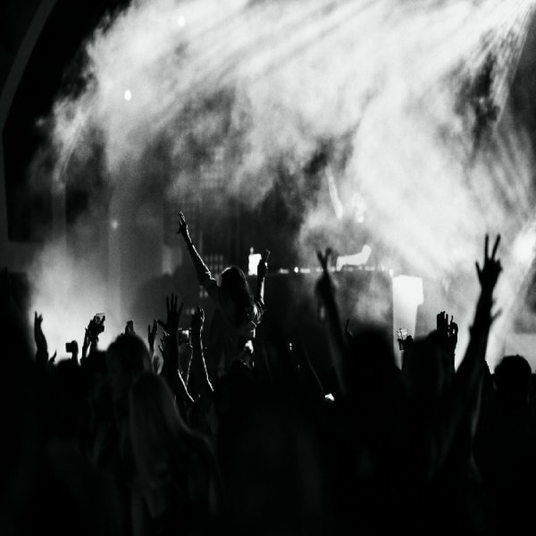 DEEJAY SAYTRON - Shorty Party