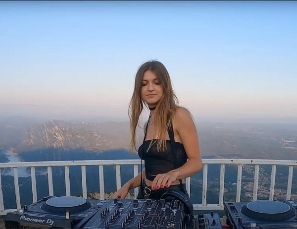 KOHANA - Melodic Teсhno &amp; Indie Dance Mix | LIVE in Barcelona, Spain 4K