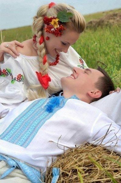 П.Чайковский  Симфония 4. Часть 4. (_Во поле береза стояла_) - П.Чайковский  Симфония 4. Часть 4. (_Во поле береза стояла_)