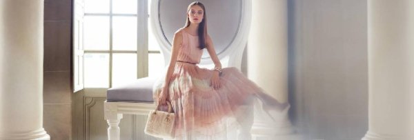 Рождественский ролик отдома моды Dior. - 