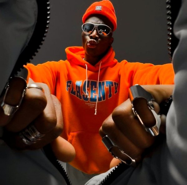 KDDK feat. Juicy J - Rapstar