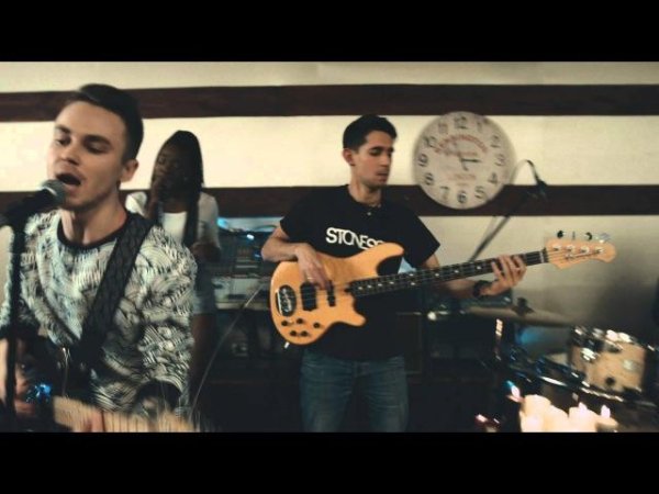 АРТЕМ ПИВОВАРОВ FEAT. МИША КРУПИН - АННА (NEW 2016)