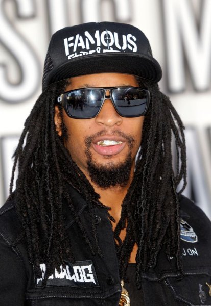 Flosstradamus feat. Lil Jon - IDGAF