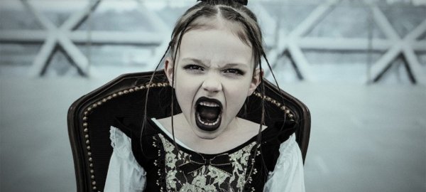 Black spikes - Aurea