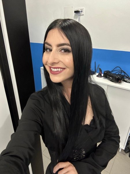 Kaitlyn Katsaros