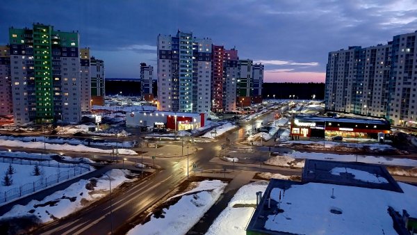 Город